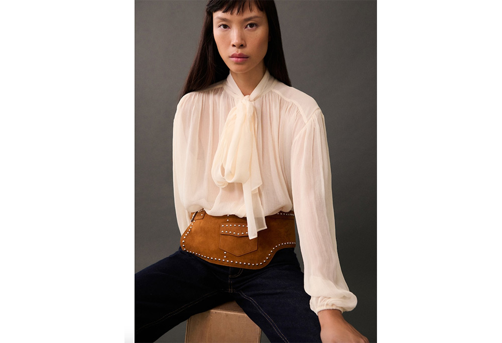 Mango shirt with puffed sleeves and bow