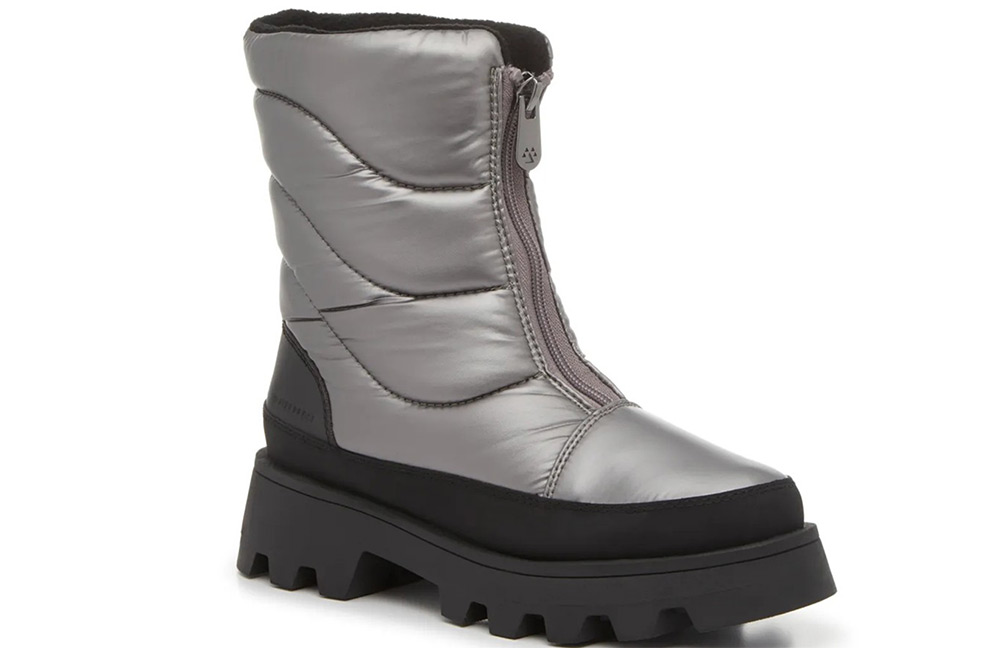 Cougar's zip-up puffer boot